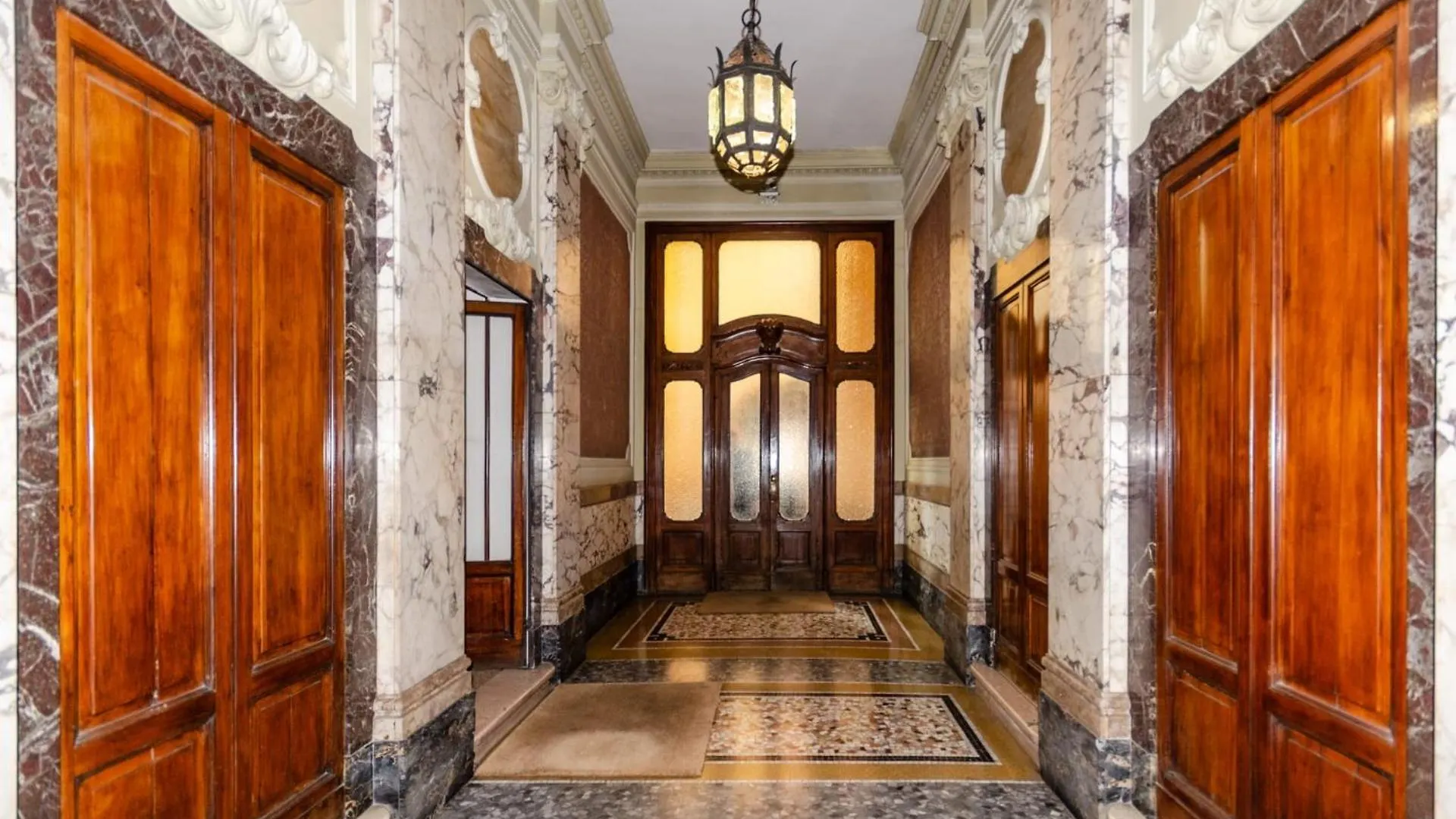 Luxury 3 Fiat, Ariberto Home, Tra Centro Storico Di Milano E Navigli, Con Spaziosa Jacuzzi 米兰