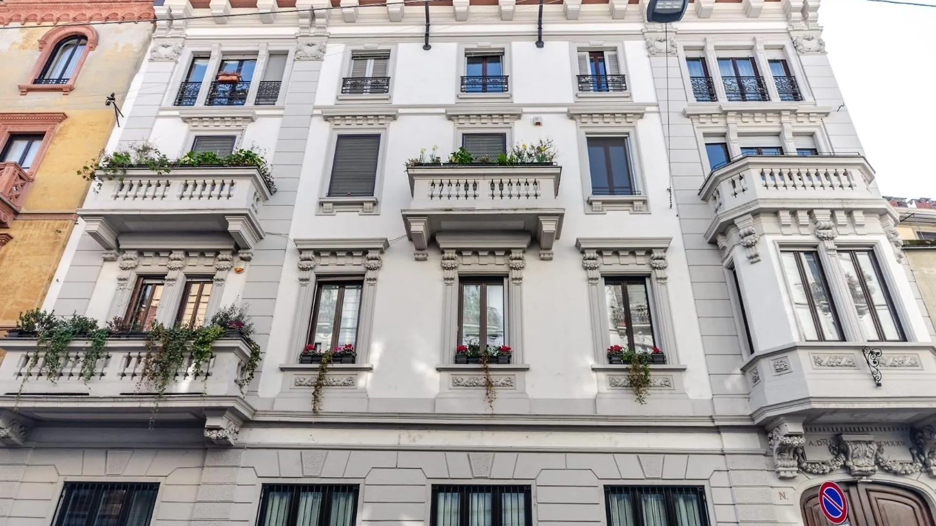 Luxury 3 Fiat, Ariberto Home, Tra Centro Storico Di Milano E Navigli, Con Spaziosa Jacuzzi 米兰