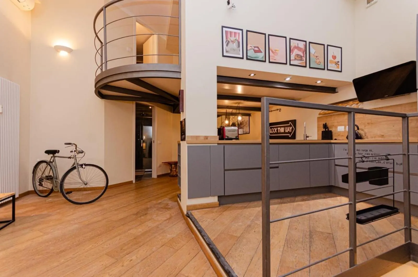 Luxury 3 Fiat, Ariberto Home, Tra Centro Storico Di Milano E Navigli, Con Spaziosa Jacuzzi